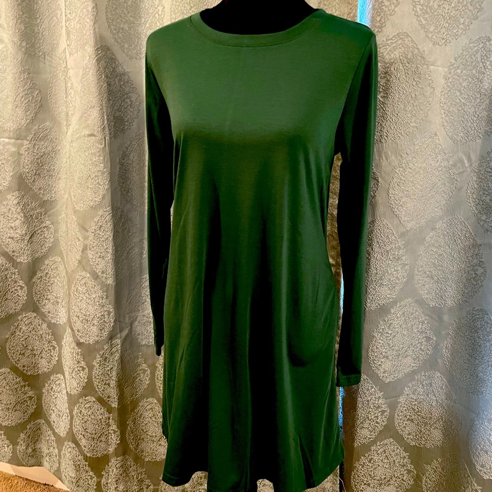 Green knit dress-new with tags!